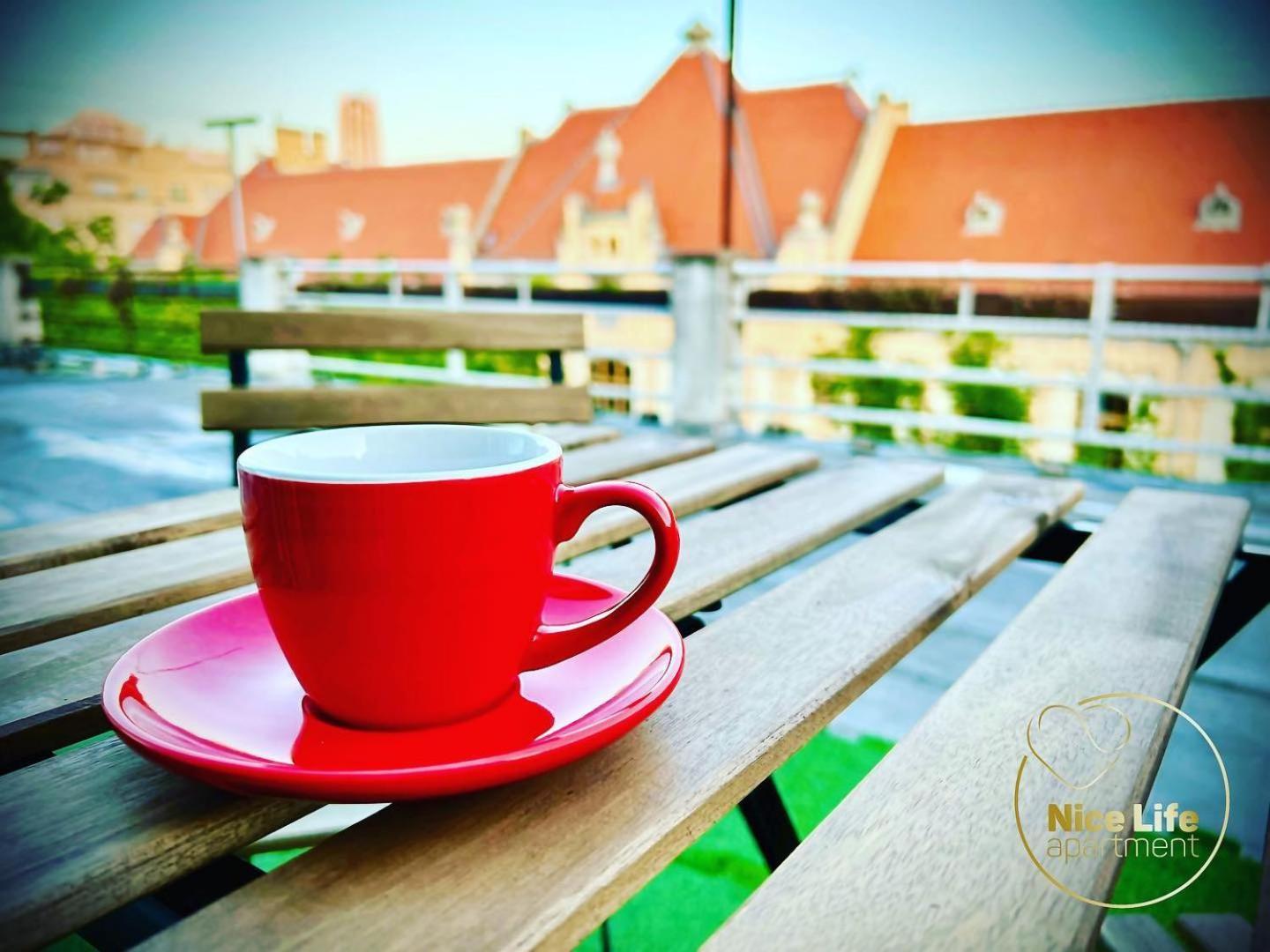 Nice Life - Luxury Apartment In The Old Town. Братислава Екстер'єр фото